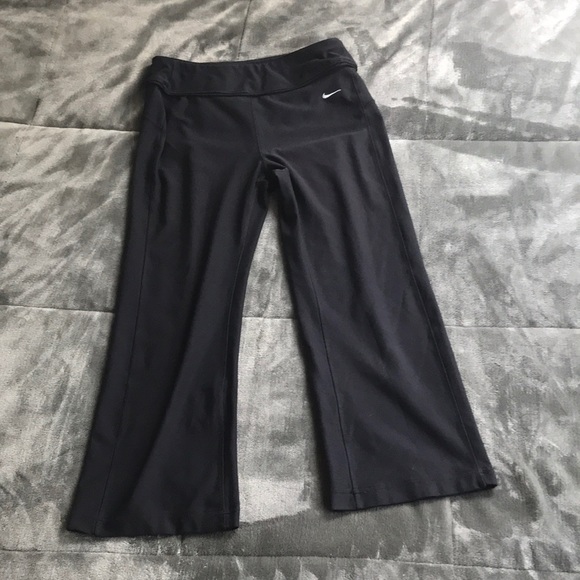 Nike FITory Nike Fit Black Work Out Capri Pants - Picture 5 of 6